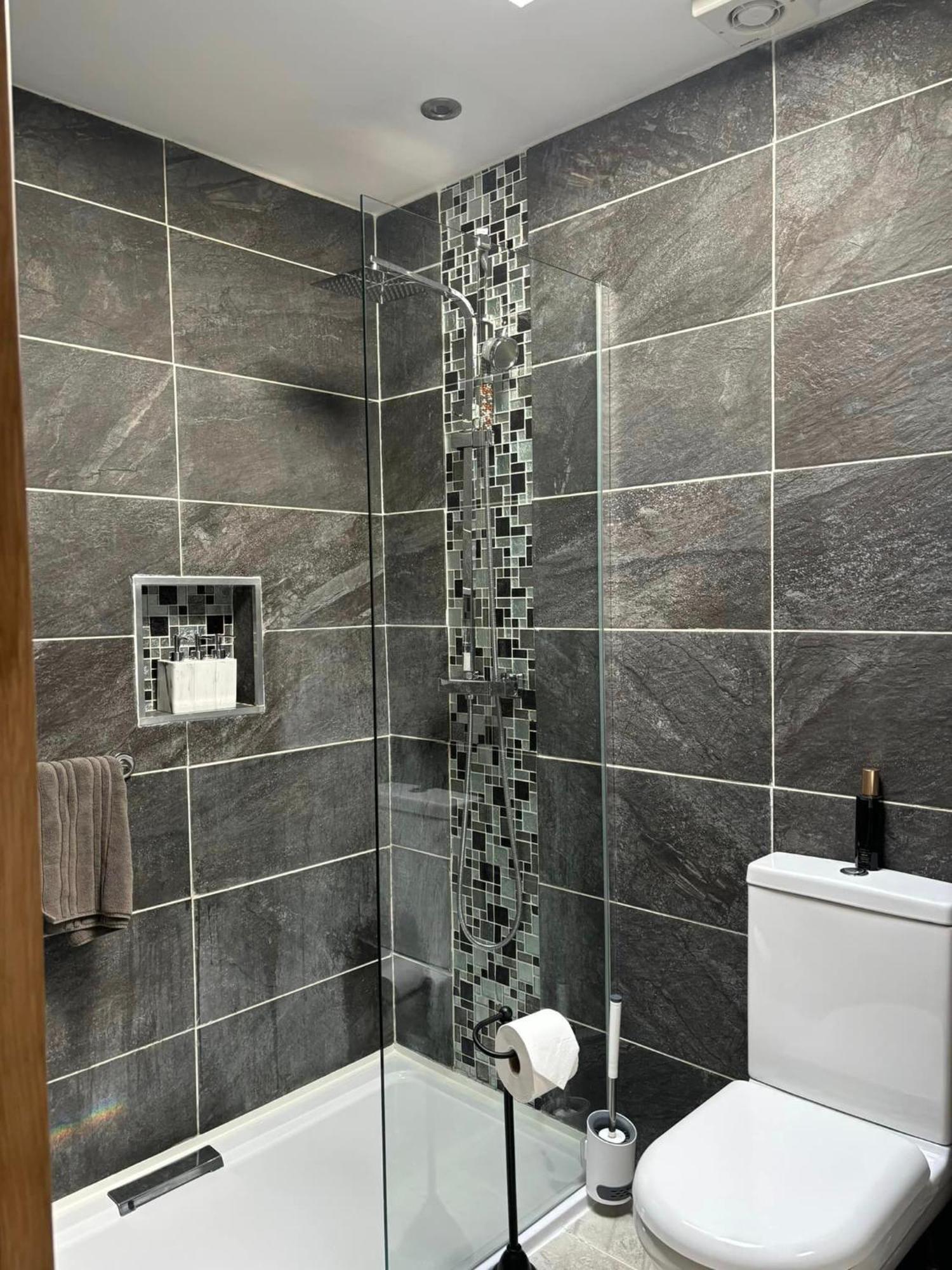 Secret Gem Full Size Hot Tub 1 Bed Garden Flat Leilighet Bournemouth Eksteriør bilde